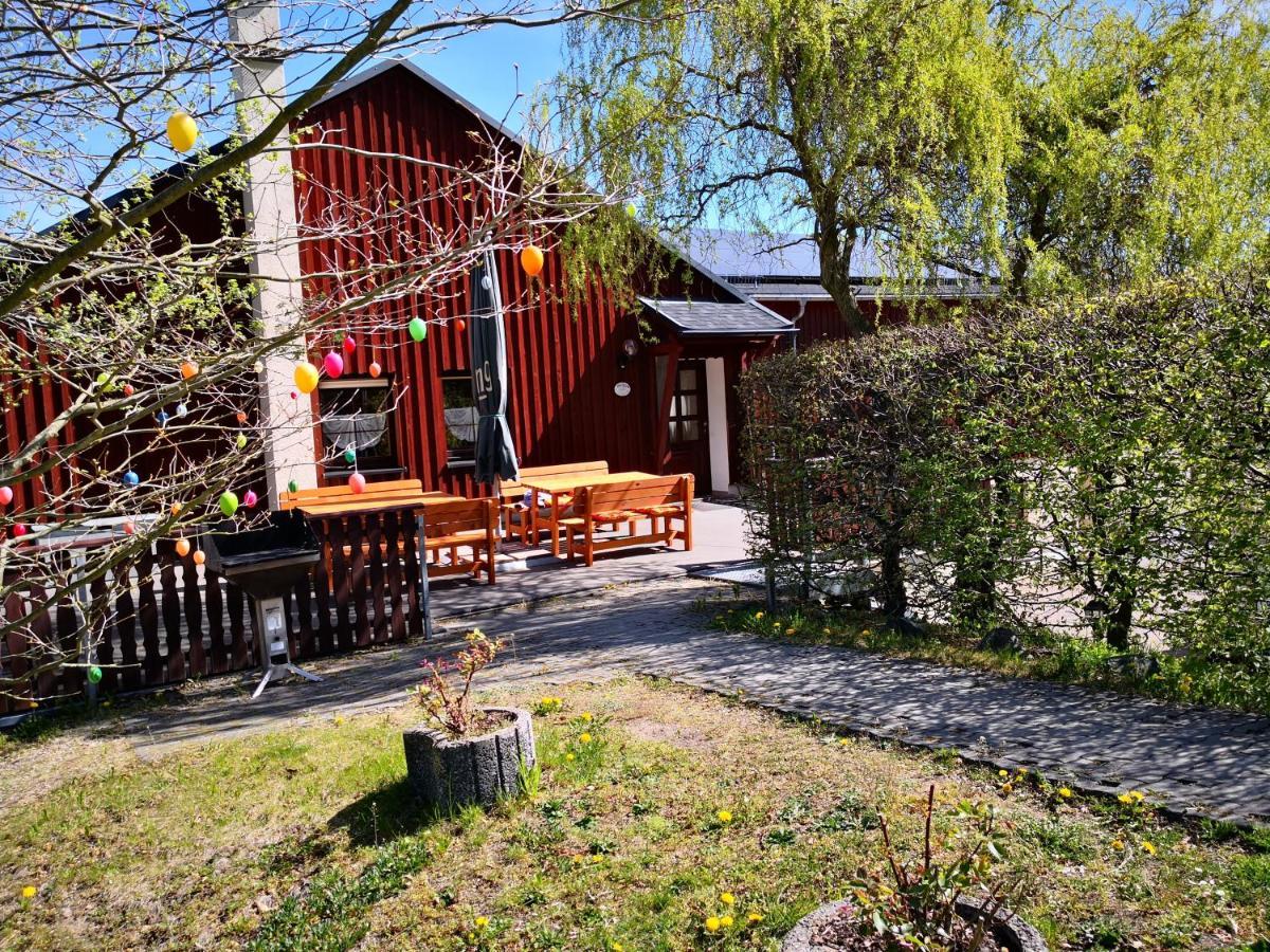 Ferienwohnungen 1 Bis 4 "Pumphut'S Scheune" Lengenfeld  Bagian luar foto