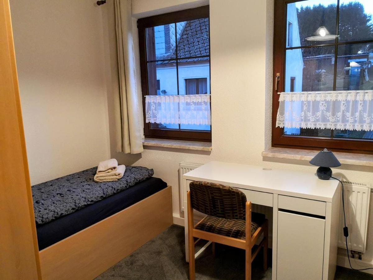 Ferienwohnungen 1 Bis 4 "Pumphut'S Scheune" Lengenfeld  Bagian luar foto